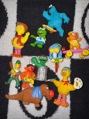 Vintage Sesame Street Character Figure Lot